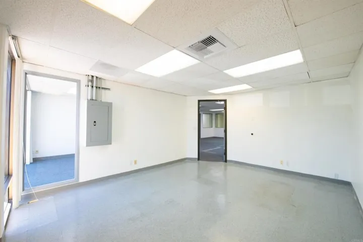 8949 Complex Drive Unit B, San Diego, California 92123