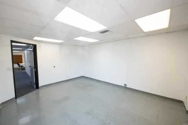 8949 Complex Drive Unit B, San Diego, California 92123