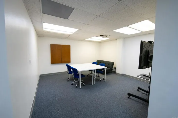 8949 Complex Drive Unit B, San Diego, California 92123
