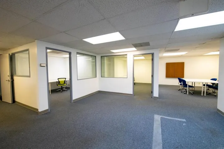 8949 Complex Drive Unit B, San Diego, California 92123