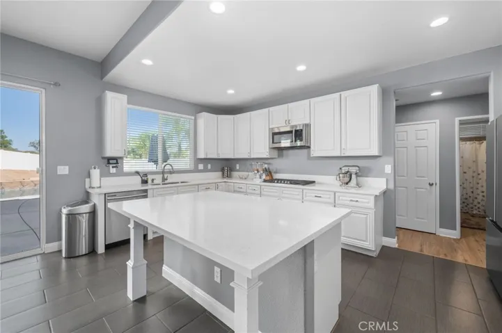 30423 White Fir Drive, Menifee, California 92584