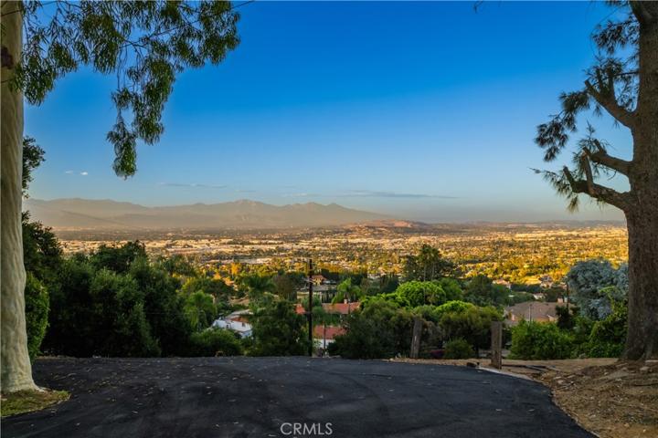 14904 Edgeridge Drive, Hacienda Heights, California 91745