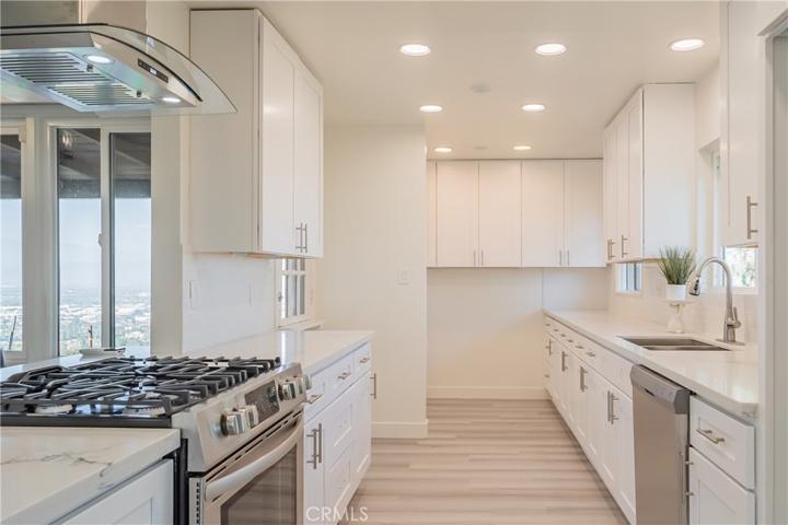 14904 Edgeridge Drive, Hacienda Heights, California 91745
