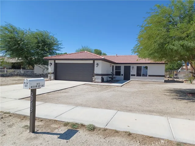 2913 Mission Bay Avenue, Thermal, California 92274