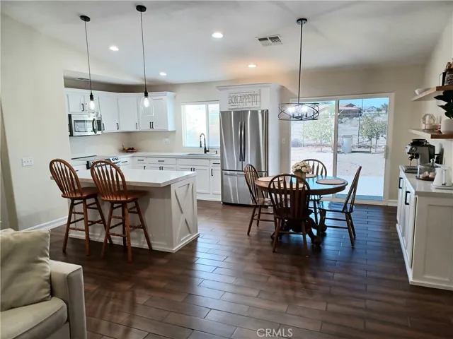 2913 Mission Bay Avenue, Thermal, California 92274