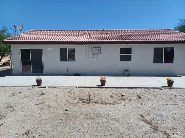 2913 Mission Bay Avenue, Thermal, California 92274
