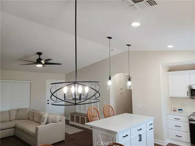 2913 Mission Bay Avenue, Thermal, California 92274