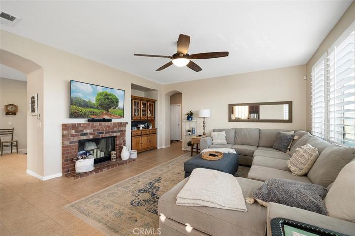 36644 Covington Circle, Murrieta, California 92563