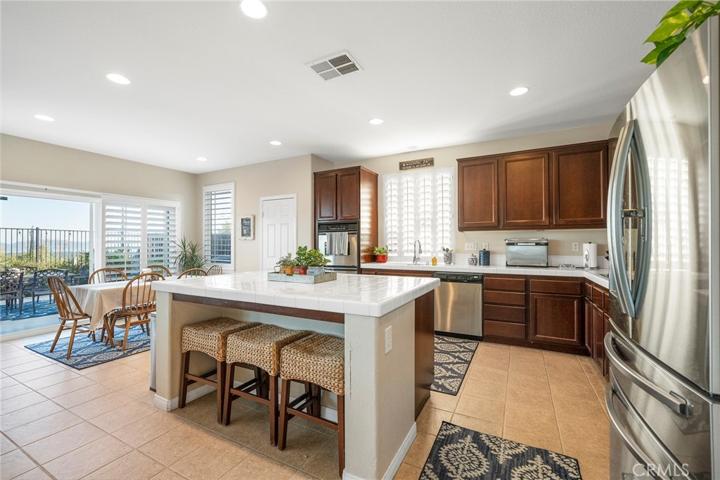 36644 Covington Circle, Murrieta, California 92563