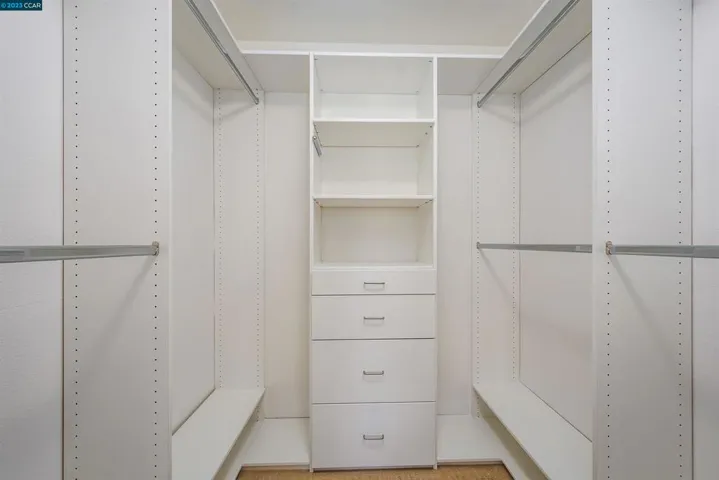 Walk in Closet