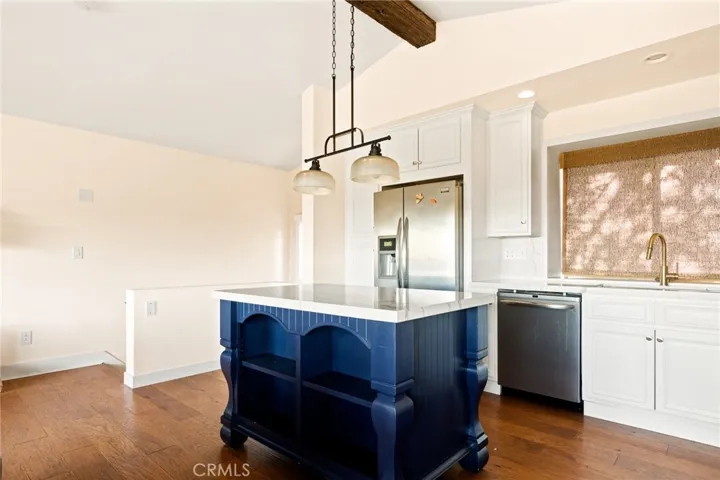 1406 Lovers Lane, Lake Arrowhead, California 92352
