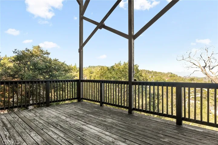 Bottom level deck views