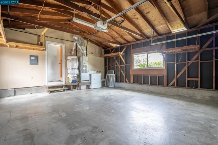 2672 Henry Ave, Pinole, California 94564