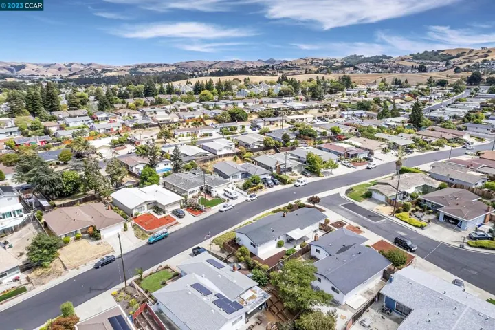 2672 Henry Ave, Pinole, California 94564