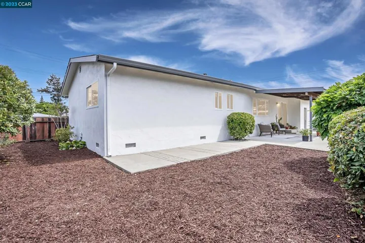 2672 Henry Ave, Pinole, California 94564