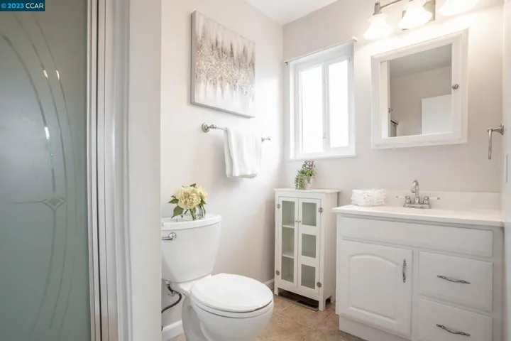 2672 Henry Ave, Pinole, California 94564