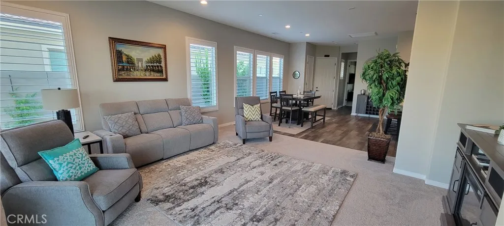 82 Burgundy, Rancho Mirage, California 92270