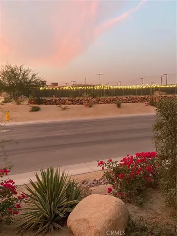 82 Burgundy, Rancho Mirage, California 92270