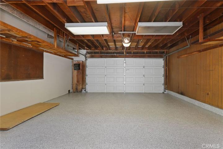 brand new epoxy flooring in the 2-car garage