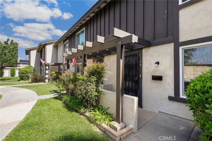 Welcome to 7140 Kelton Way!