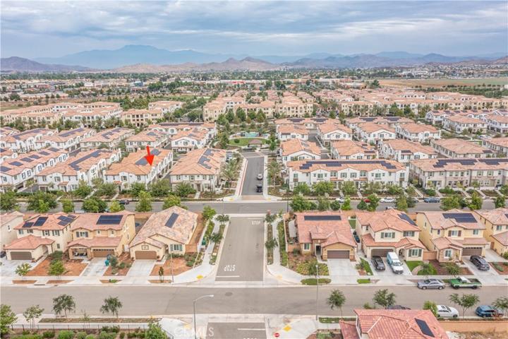 30393 Town Square Drive, Menifee, California 92584
