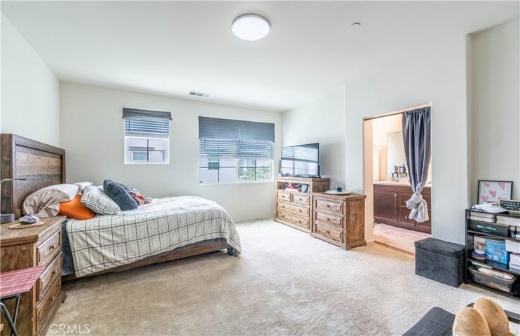 30393 Town Square Drive, Menifee, California 92584
