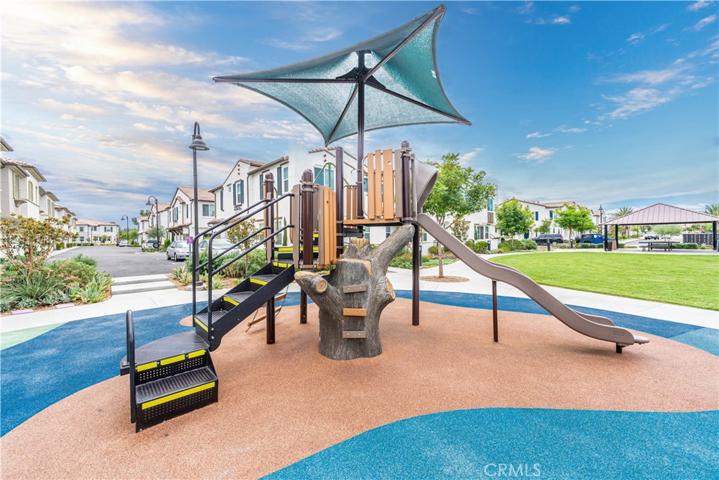 30393 Town Square Drive, Menifee, California 92584