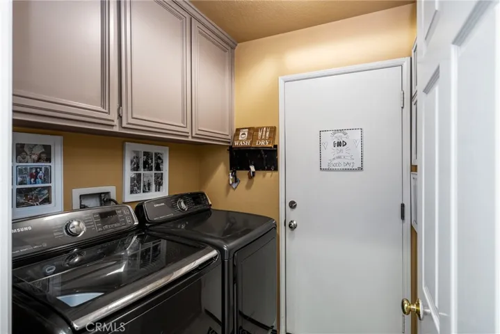 516 S Beechtree Court, Anaheim Hills, California 92808
