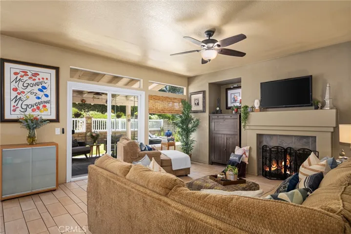 516 S Beechtree Court, Anaheim Hills, California 92808