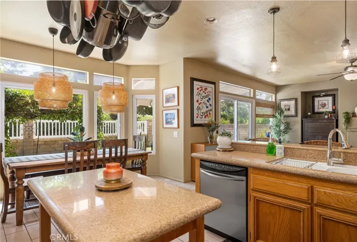 516 S Beechtree Court, Anaheim Hills, California 92808