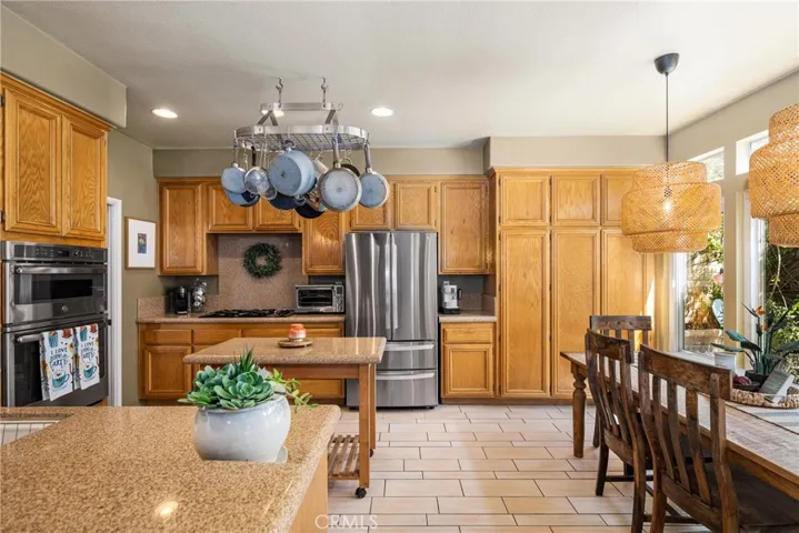 516 S Beechtree Court, Anaheim Hills, California 92808