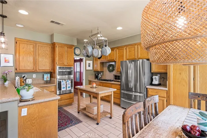 516 S Beechtree Court, Anaheim Hills, California 92808