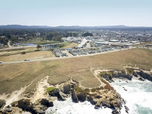 Headlands trails abound nearby