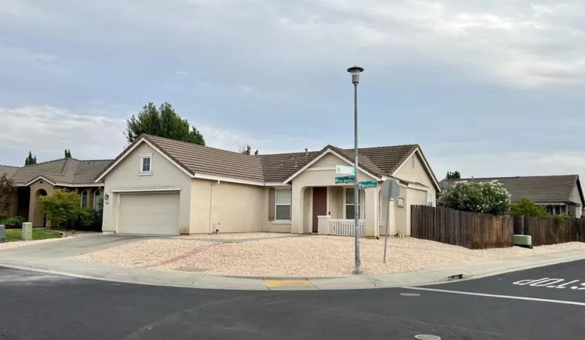10161 Van Brocklin Way, Elk Grove, California 95757