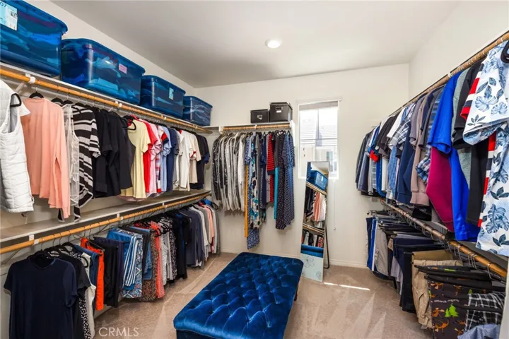Walk-in Closet
