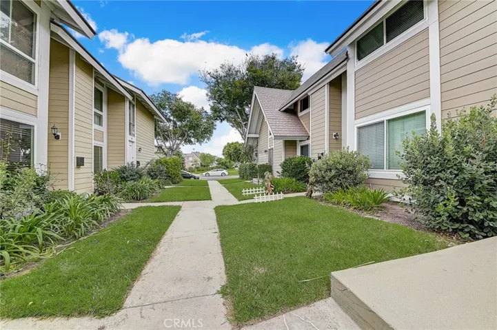 57 Golden Glen Street Unit 4, Irvine, California 92604