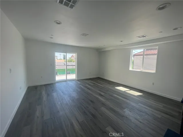 10114 S Broadway, Los Angeles, California 90003