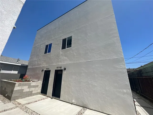 10114 S Broadway, Los Angeles, California 90003