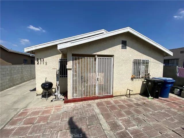 209 E 98th Street, Los Angeles, California 90003