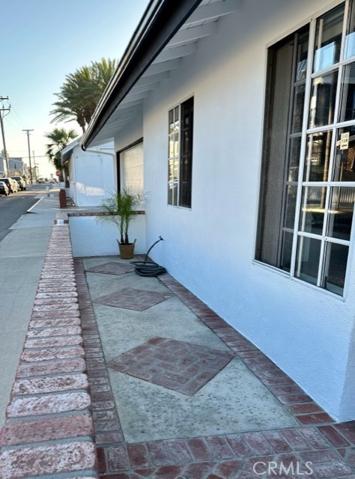 View towards the ocean on 36th Street