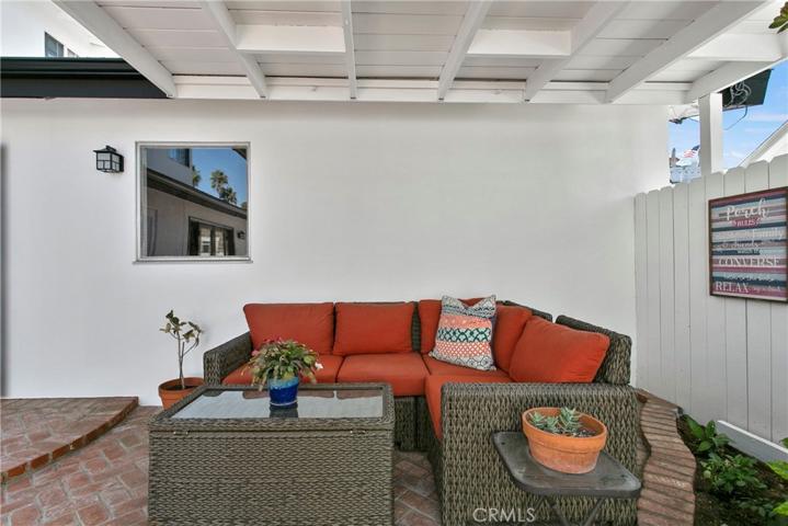 Patio furniture included in​​‌​​​​‌​​‌‌​‌‌​​​‌‌​‌​‌​‌​​​‌​​ price