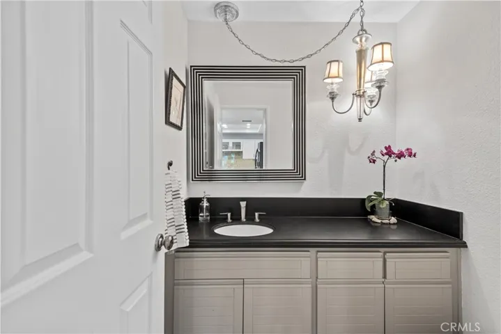 5687 Tanner Ridge Avenue, Westlake Village, California 91362