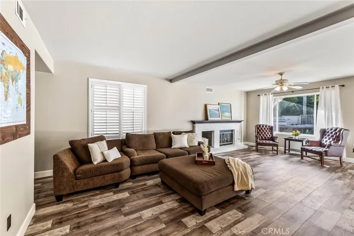 26119 Salinger Lane, Stevenson Ranch, California 91381