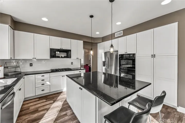 26119 Salinger Lane, Stevenson Ranch, California 91381
