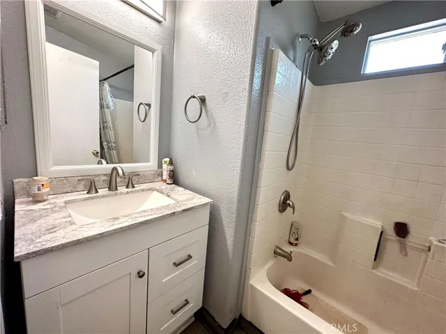 853 N Main Street Unit 53, Corona, California 92878