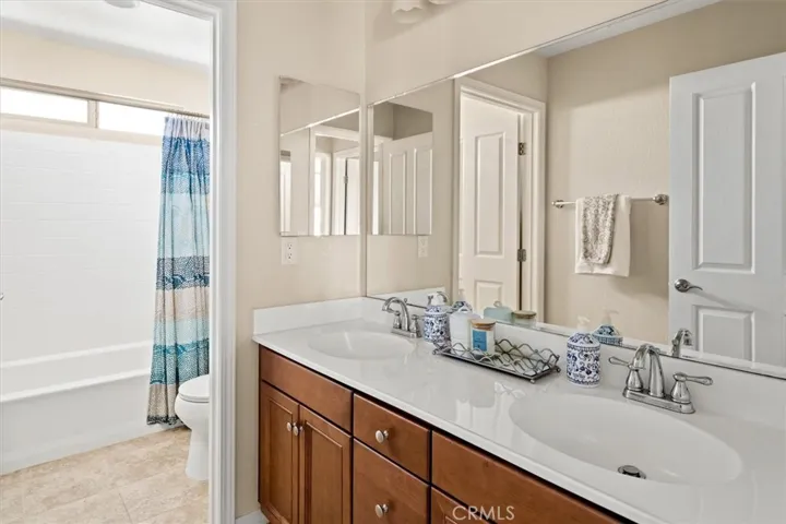 16855 Royal Pines Lane, Canyon Country, California 91387