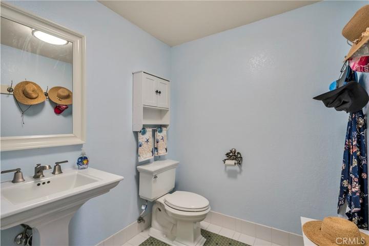 19191 North Shore Court, Hidden Valley Lake, California 95467