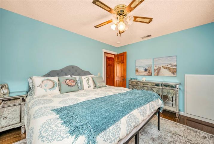 19191 North Shore Court, Hidden Valley Lake, California 95467