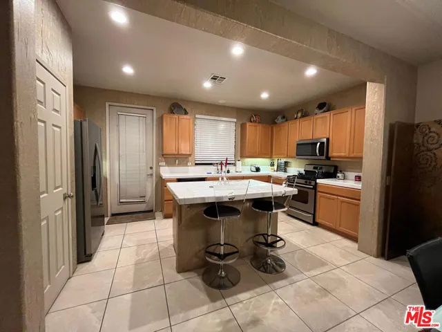 47485 Harbour Lights Lane, Indio, California 92201