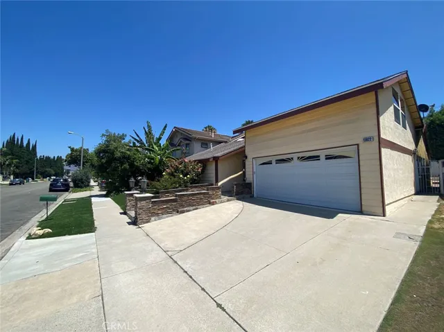 13822 Solitaire Way, Irvine, California 92620